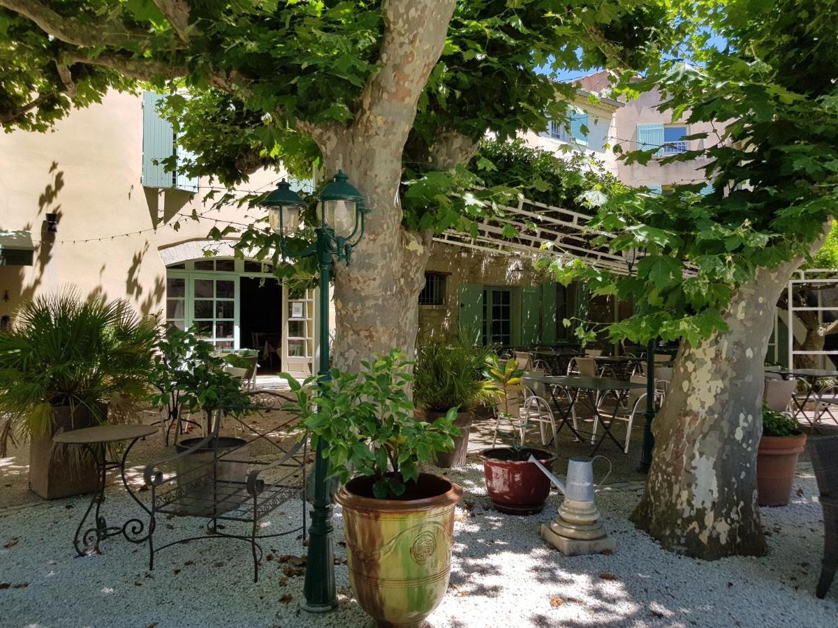 Logis Hotel Restaurant La Ferme Avignon Exterior photo